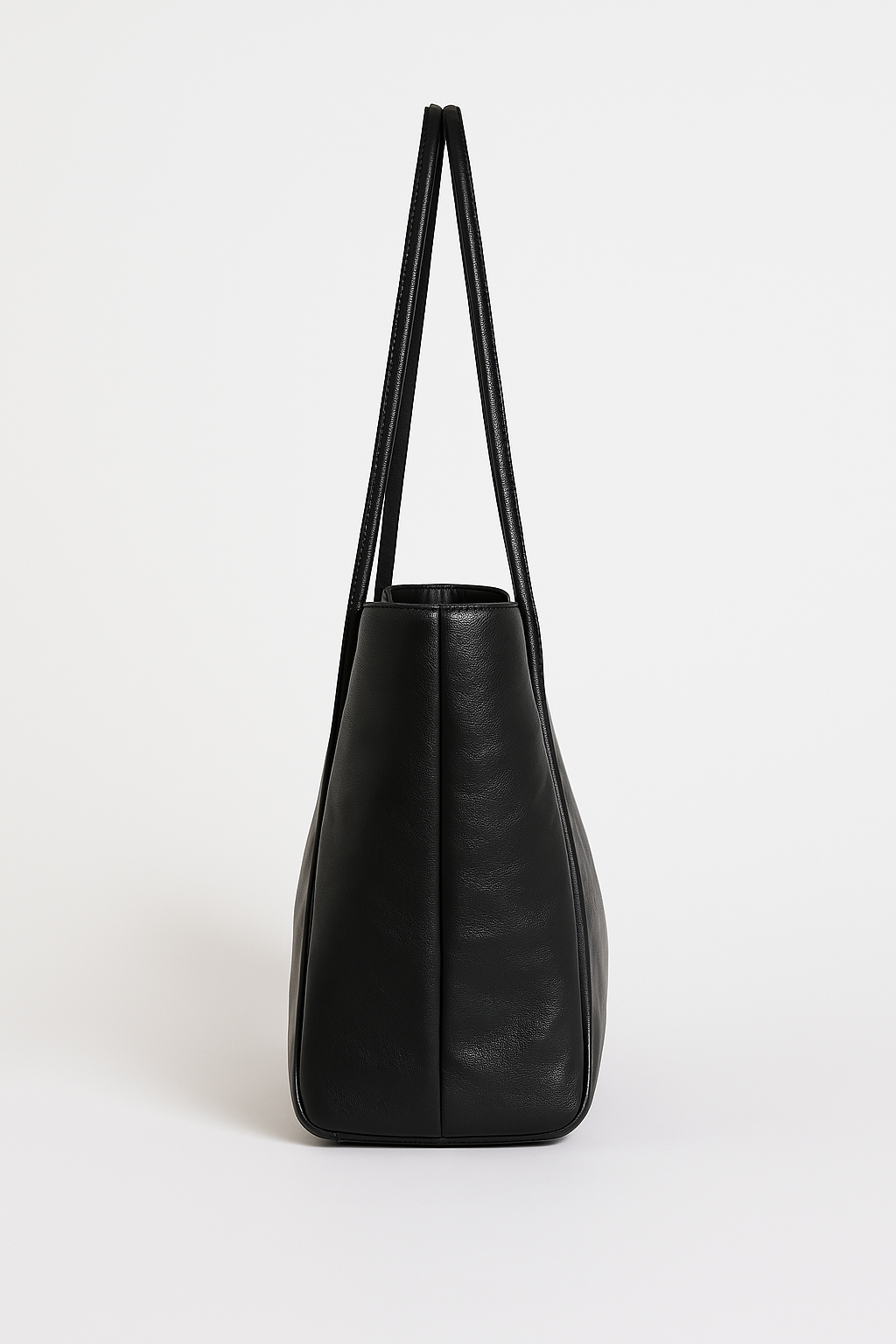 DISTRESSED BAG Allure Europe